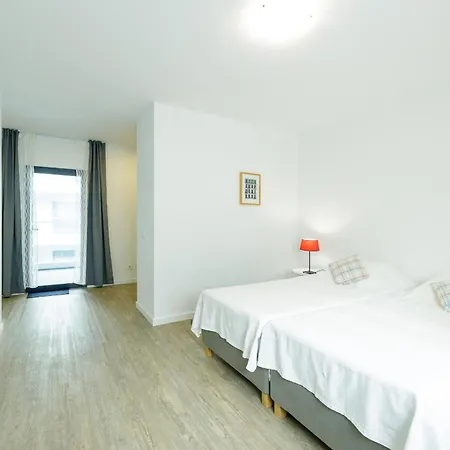Apartman Casa Girassol With Rooftop Swimming Pool