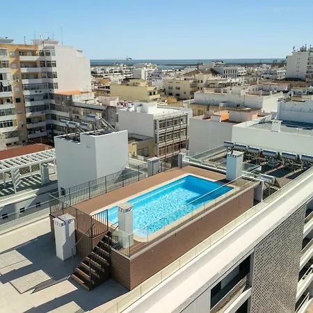 Daire Casa Girassol With Rooftop Swimming Pool